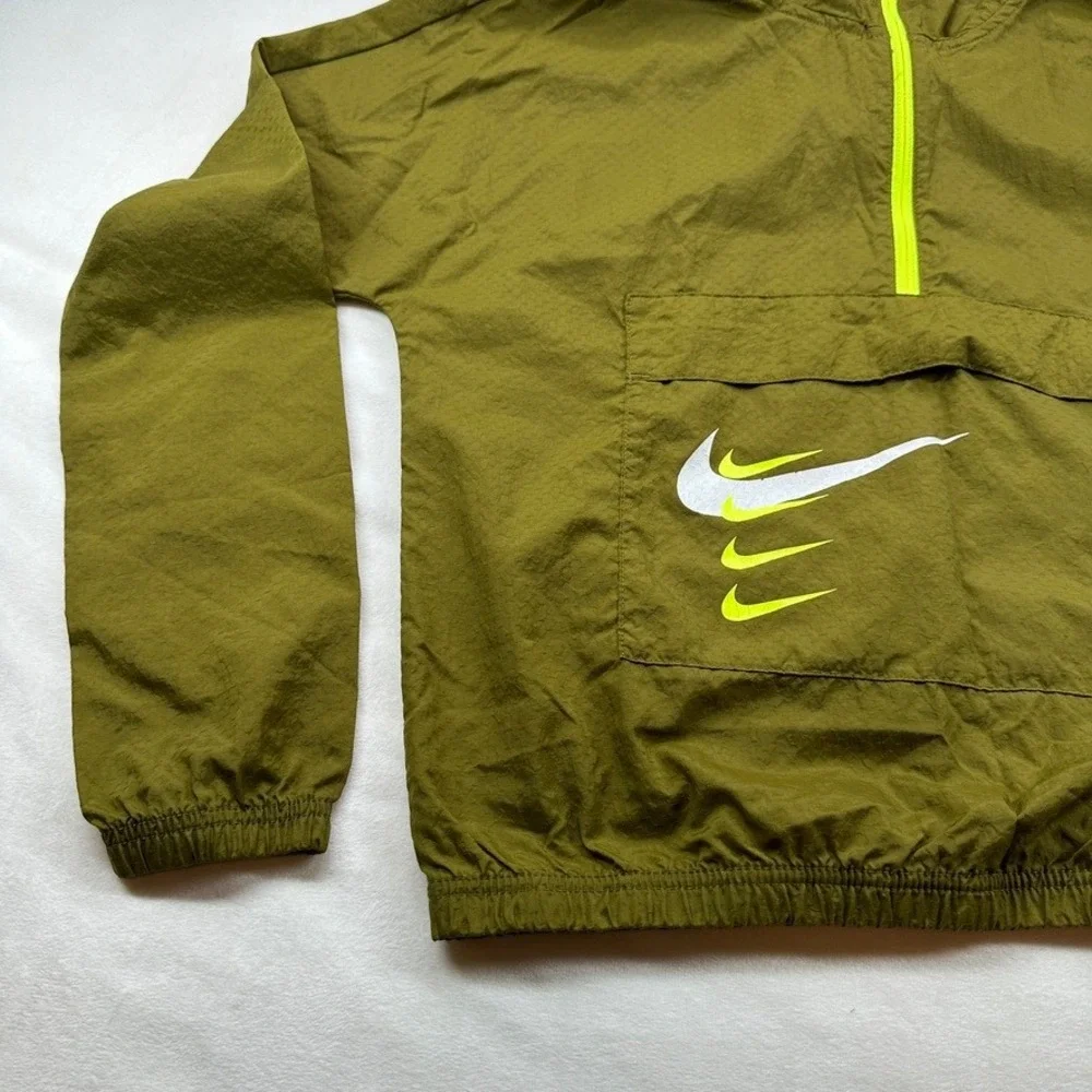 Nike Swoosh Running Jacket‎ Olive Green Dri-FIT Half Zip Pullover XS